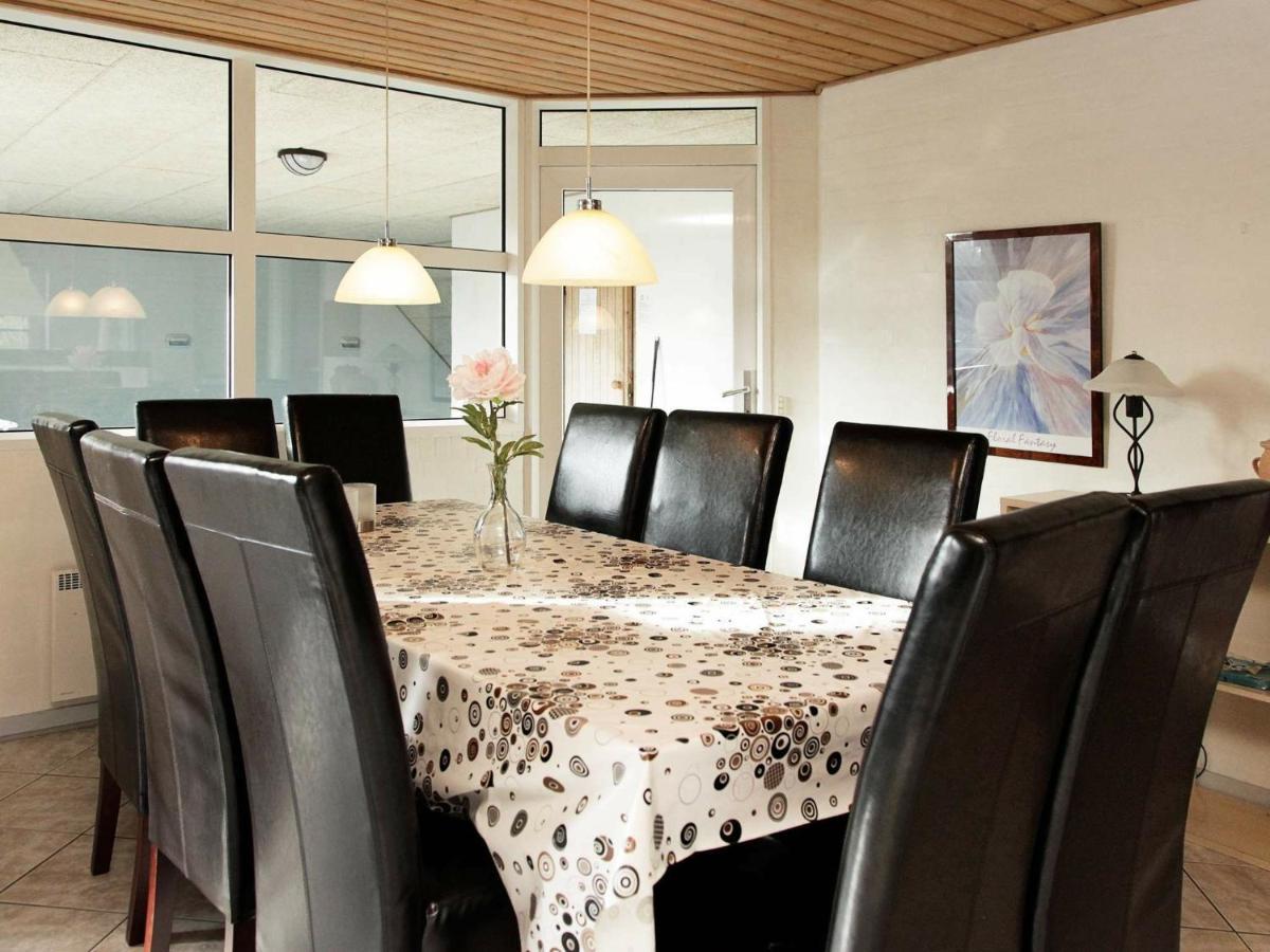 10 Person Holiday Home In Bl Vand Blåvand Chambre photo